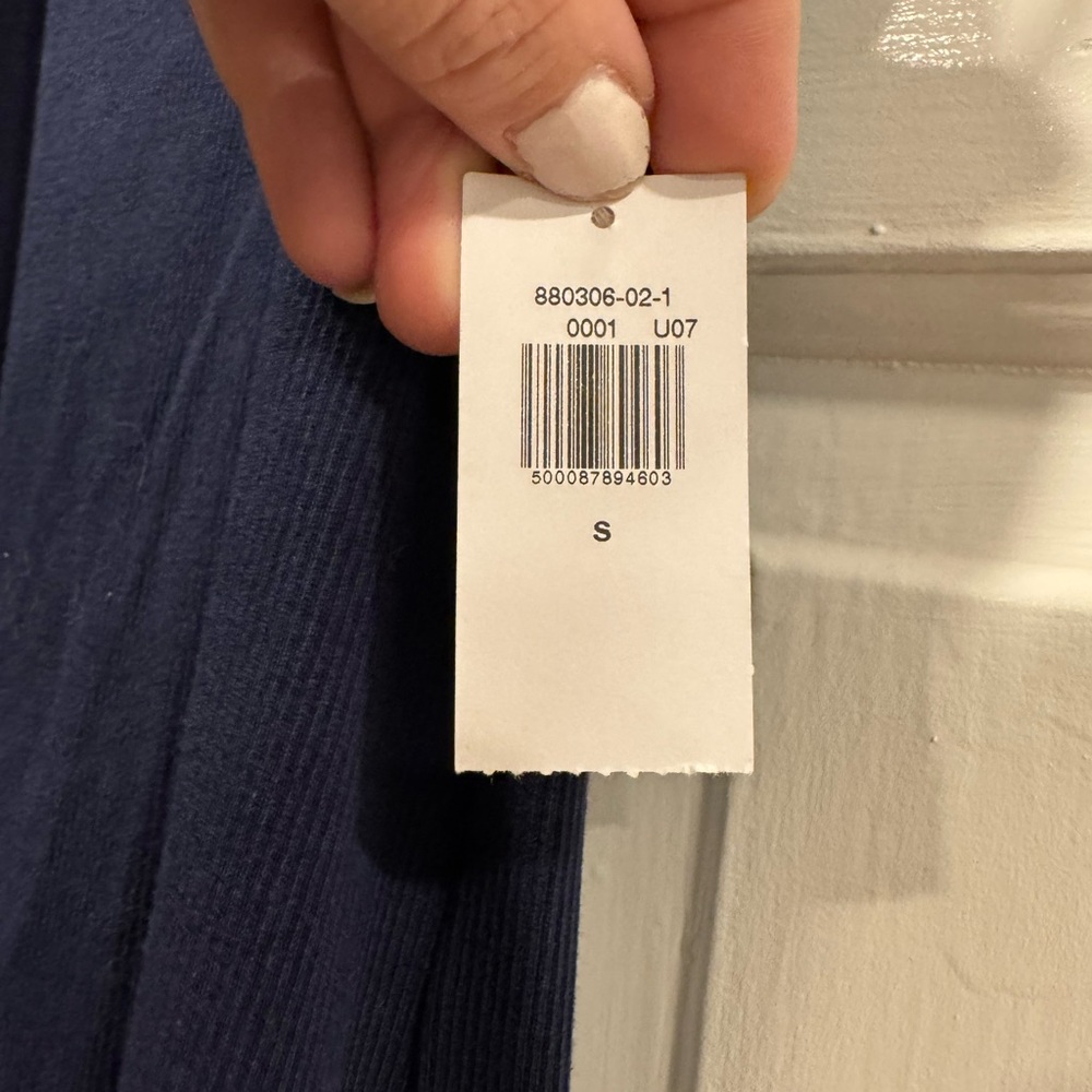 Old Navy Women’s Navy Blue Fitted Halter Rib-Knit Midi Dress NWT - Picture 5 of 7